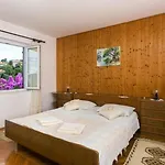 Maria Kolo Ep- Three Bedroom With Backyard Terrace And Sea View Apartment *