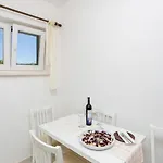Maria Kolo Ep- Three Bedroom With Backyard Terrace And Sea View