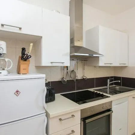 Maria Kolo Ep- Three Bedroom With Backyard Terrace And Sea View Appartamento