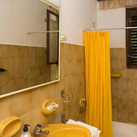 Maria Kolo Ep- Three Bedroom With Backyard Terrace And Sea View Апартаменты Donje Celo