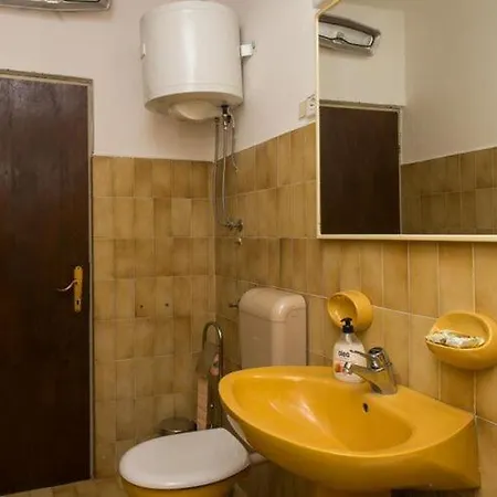 Appartement Maria Kolo Ep- Three Bedroom With Backyard Terrace And Sea View Donje Celo