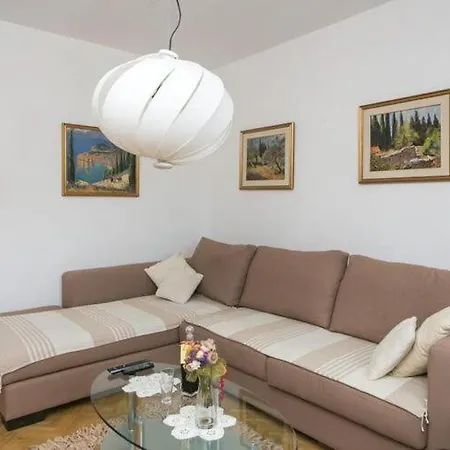 Maria Kolo Ep- Three Bedroom With Backyard Terrace And Sea View * Donje Celo