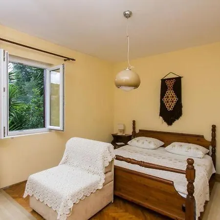 Maria Kolo Ep- Three Bedroom With Backyard Terrace And Sea View Lejlighed Donje Celo