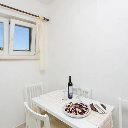 Maria Kolo Ep- Three Bedroom With Backyard Terrace And Sea View